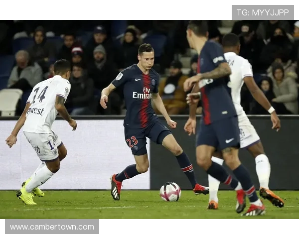 法比安鲁伊斯制胜球助巴黎客场1-0战胜图卢兹继续领跑法甲 法比安鲁伊斯制胜球助巴黎客场1-0战胜图卢兹继续领跑法甲